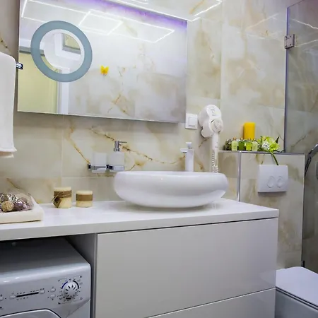 Arion - Four Bedroom With Terrace And Swimming Pool * Mokošica