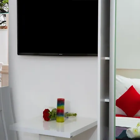 Arion - Four Bedroom With Terrace And Swimming Pool *
