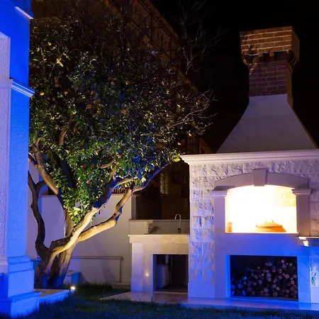 Arion - Four Bedroom With Terrace And Swimming Pool Villa